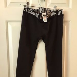 Black 3/4 Gymshark Leggings